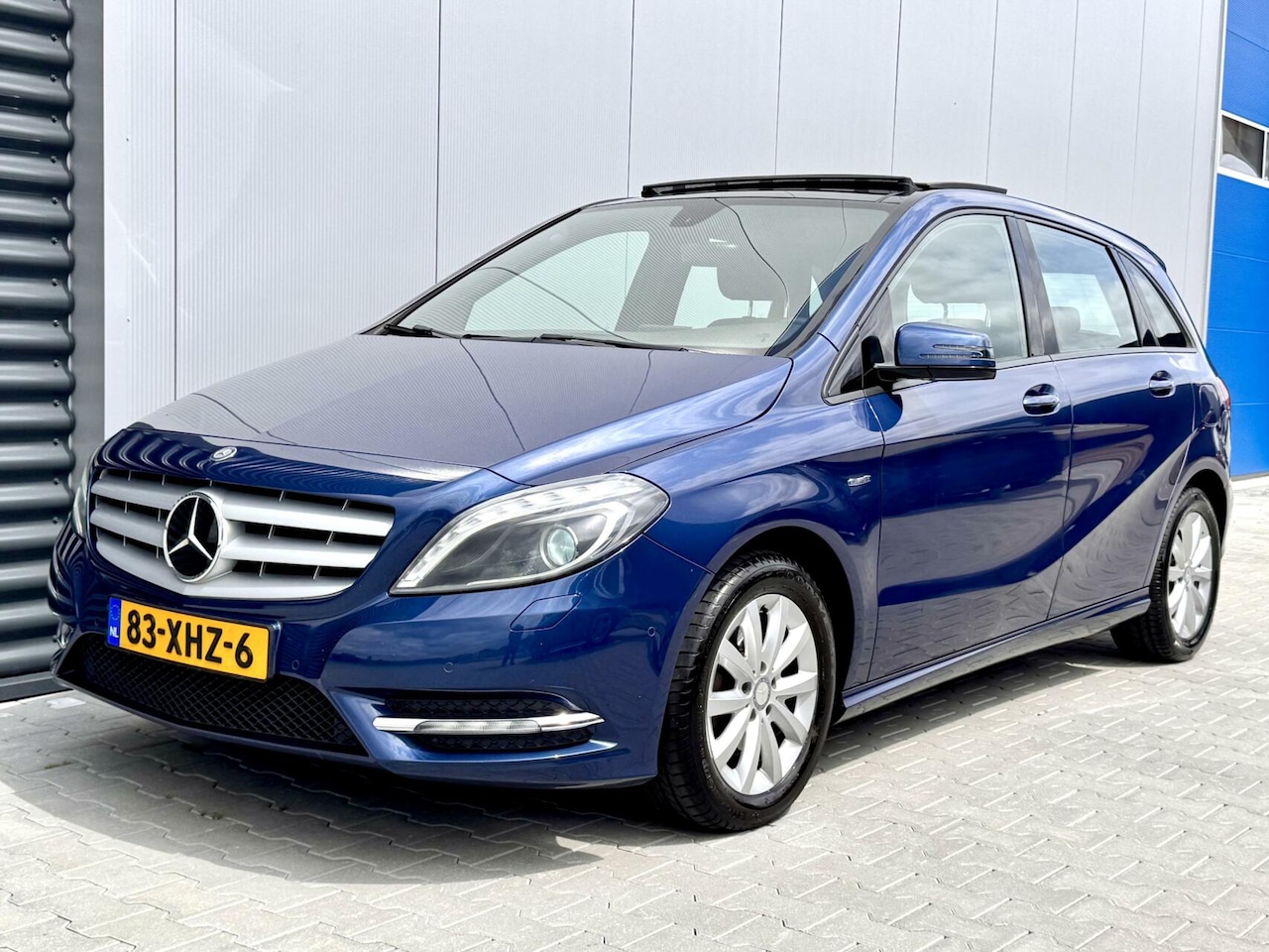 Mercedes-Benz B-klasse - 200 | Pano | Xenon | Cruise | PDC | Clima - AutoWereld.nl