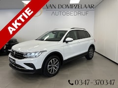 Volkswagen Tiguan - 1.5 TSI Life Business / 150PK / NAVI / STOEL-STUURVERW. / PDC / 1800KG TREKG