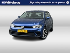Volkswagen Polo - 1.0 TSI Life / Navigatie / App connect / Lichtmetaal 16 inch / Fabrieks garantie 2027 / P4