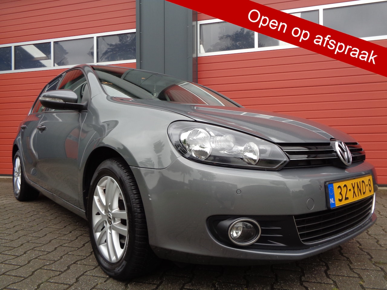 Volkswagen Golf - 1.2 TSI Highline BlueMotion 105PK Automaat Clima Cruise Navi LMV Trekhaak NL-Auto - AutoWereld.nl