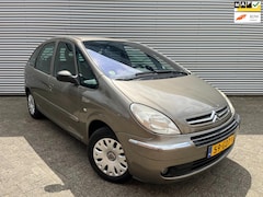 Citroën Xsara Picasso - 1.6i-16V Image|Cruise|Airco|Trekhaak|