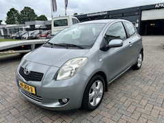Toyota Yaris - 1.3 VVTi Luna - Zeer Nette Auto