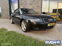 Audi A4 Cabriolet - 2.4 V6
