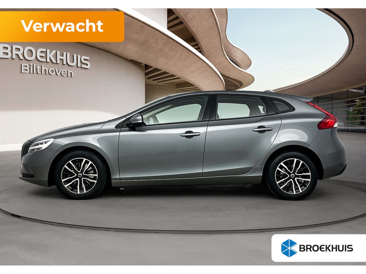 Volvo V40 - 1.5 T2 Polar+ | Trekhaak | Stoelverwarming | PDC + Camera | Verwambare voorruit | Navigati - AutoWereld.nl
