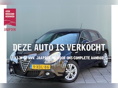 Alfa Romeo Giulietta - BWJ 2014 | 1.4 T 170PK Distinctive Lusso AUTOMAAT | CLIMA | NAVI | CRUISE | PDC | LICHTMET