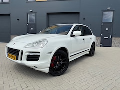 Porsche Cayenne - 4.8 GTS Facelift model / Youngtimer / Leren Dashboard en Hemelbekleding