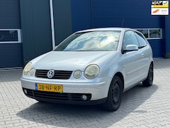 Volkswagen Polo - 1.4-16V Highline | Airco + Cruise control |