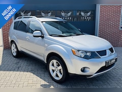 Mitsubishi Outlander - 2.4 Intense+ Special Ed. Navigatie Carplay NAP