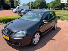 Volkswagen Golf - 1.6 FSI Comfortline