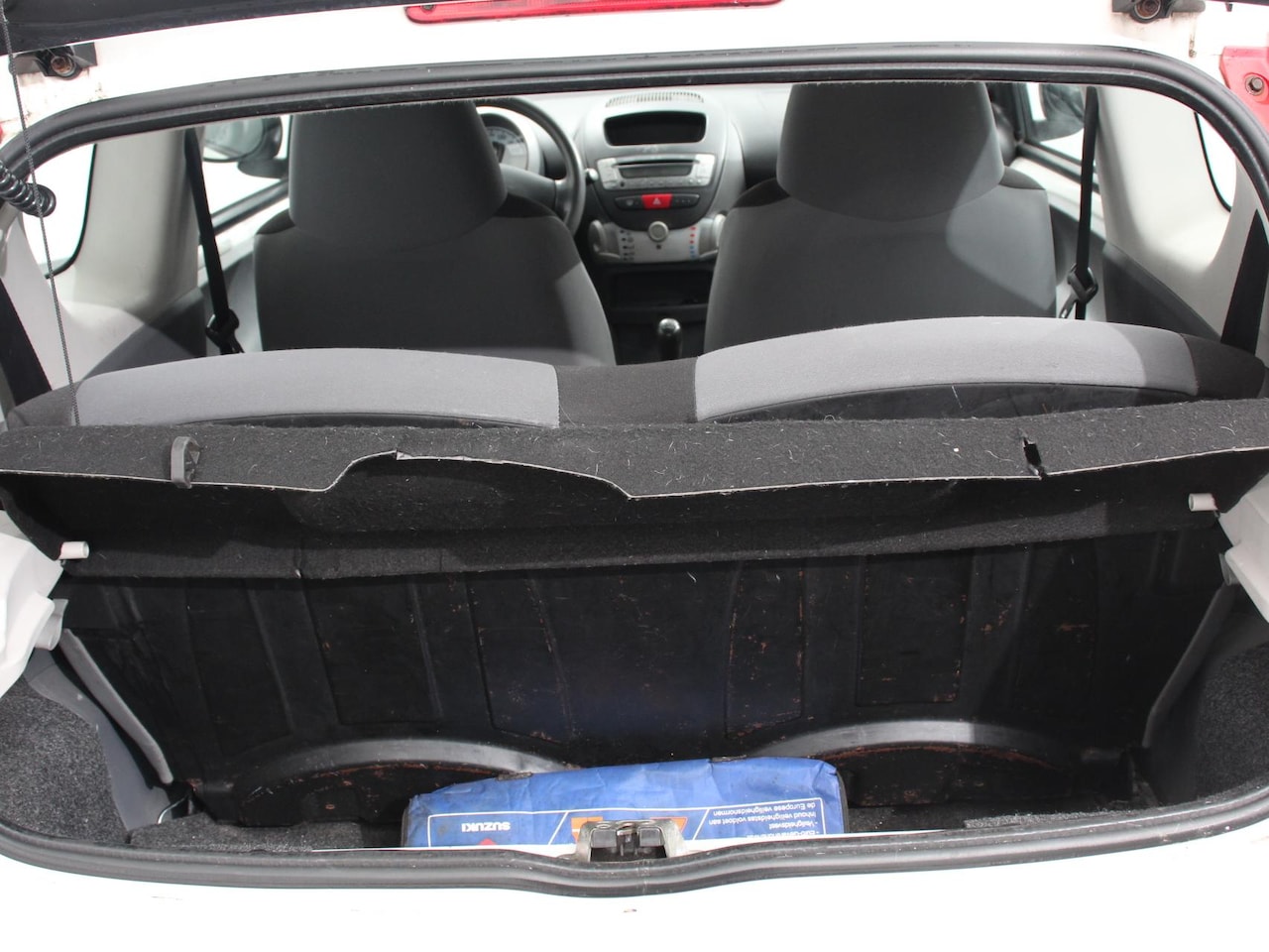 Peugeot 107 - 1.0-12V XR Handel/Export ! Stuurbekrachtiging Radio /CD - AutoWereld.nl