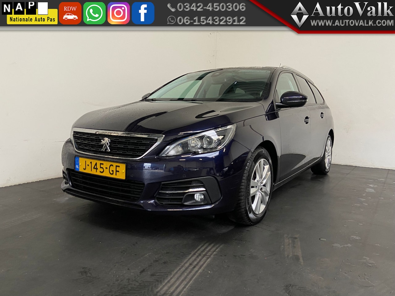 Peugeot 308 SW - 1.2 PureTech Blue Lease Executive 1.2 PureTech Blue Lease Executive - AutoWereld.nl