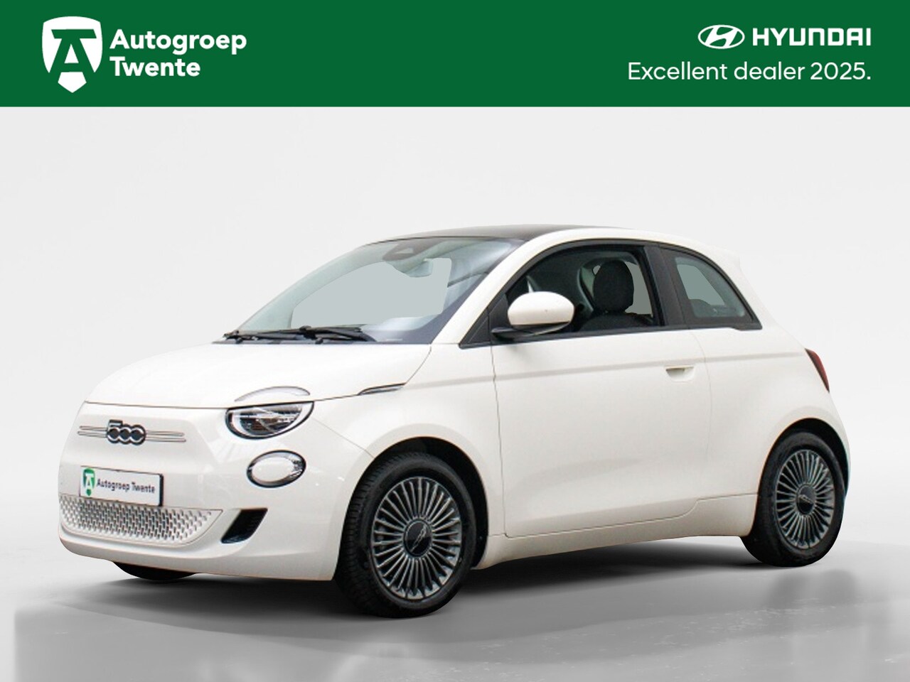 Fiat 500 - Icon 42 kWh | Panoramadak | Navigatie | Lease 339 - AutoWereld.nl