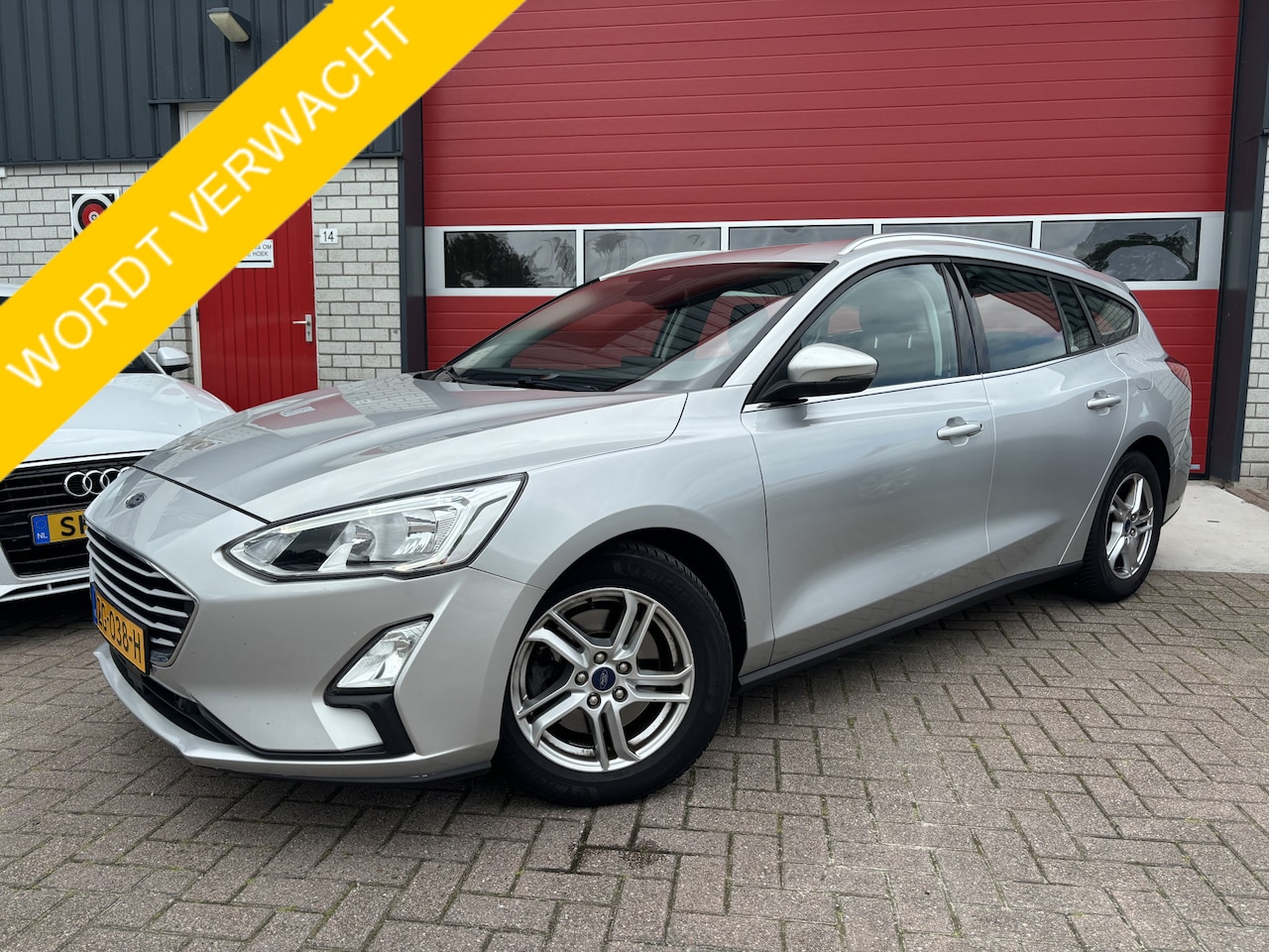 Ford Focus Wagon - 1.0 EcoBoost Trend Edition Business AIRCO / NAVI / PDC / BLUETOOTH / CRUISE / CARPLAY / NL - AutoWereld.nl