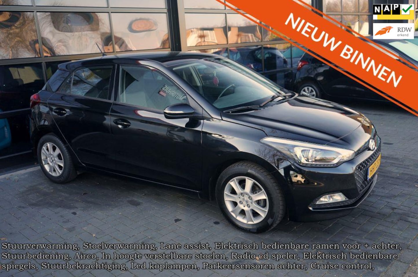 Hyundai i20 - 1.2 HP i-Motion Premium, Airco, Lane assist, CC, Stoelverwarming - AutoWereld.nl