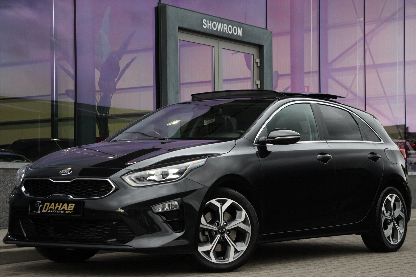 Kia Cee'd - Ceed 1.4 T-GDi ExecutiveLine | Schuifdak | Camera | JBL | - AutoWereld.nl