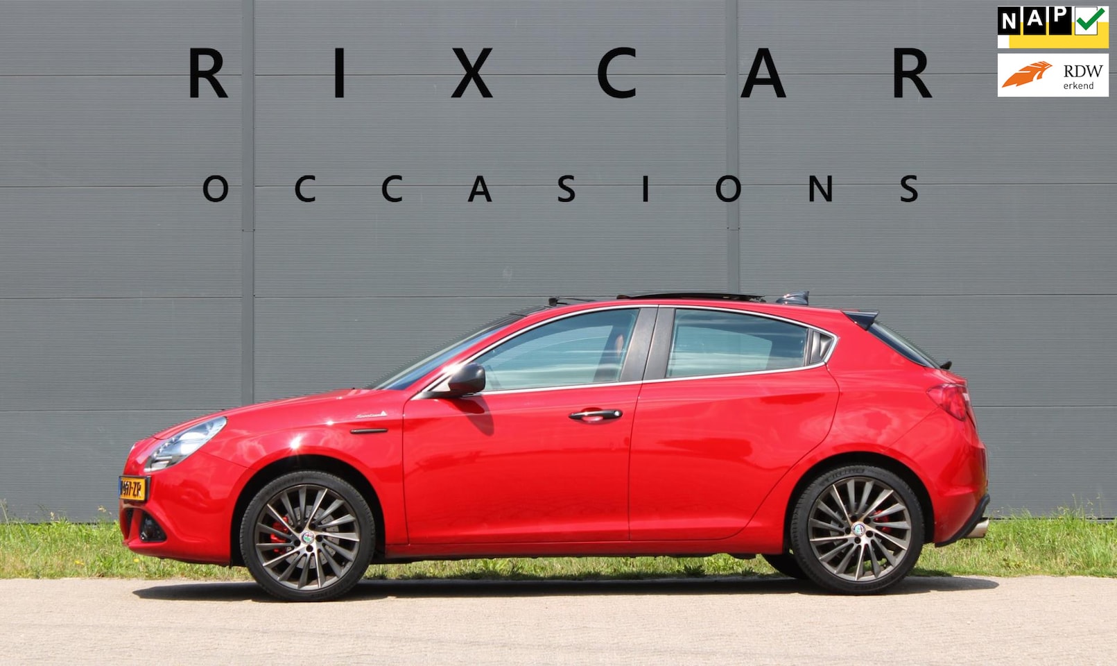 Alfa Romeo Giulietta - 1.4 T Exclusive Panodak Trekhaak !!NIEUWBINNEN!! - AutoWereld.nl