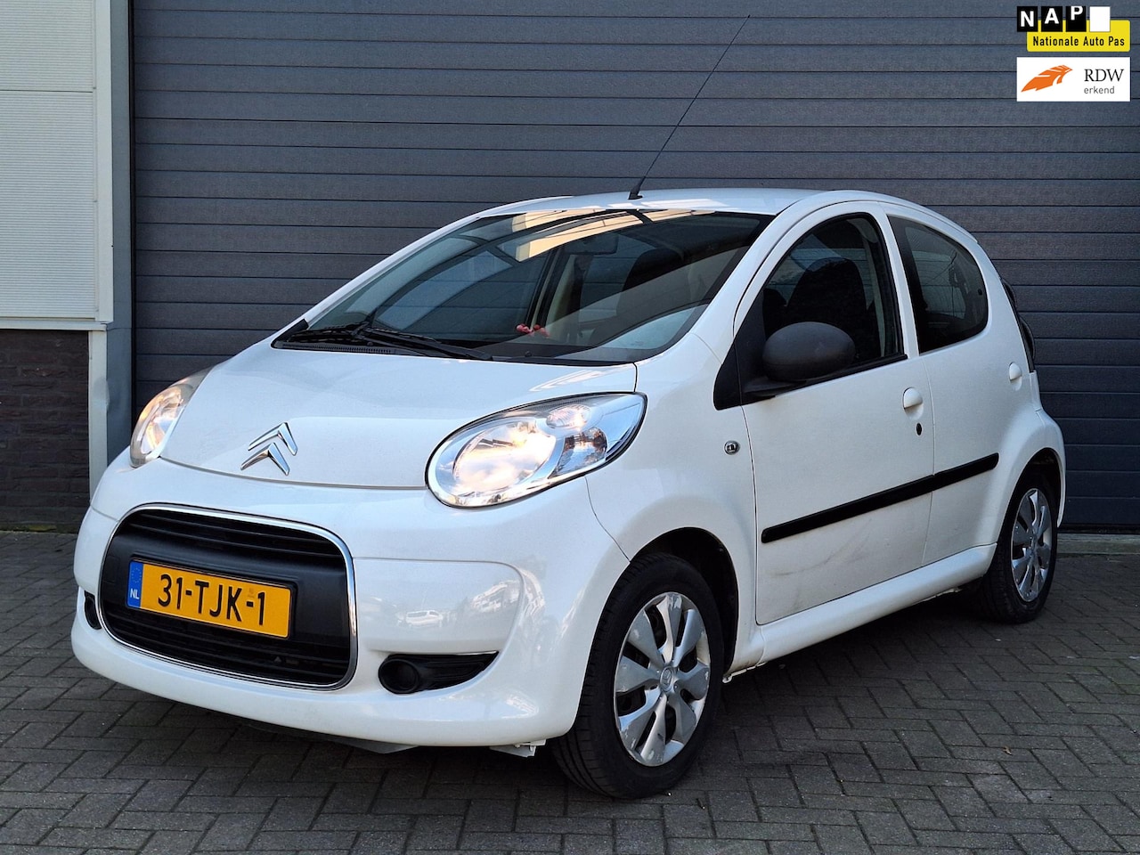 Citroën C1 - | 1.0-12V Selection | Airco | - AutoWereld.nl