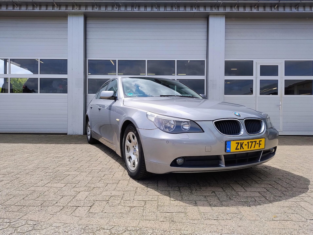 BMW 5-serie - 2.2 L 520I - AutoWereld.nl