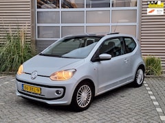 Volkswagen Up! - | 1.0 high up BlueMotion | Open dak | Cruise control | Navigatiesysteem | Parkeer sensoren