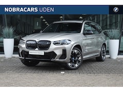 BMW iX3 - High Executive / Trekhaak / Sportstoelen / Adaptieve LED / M Adaptief onderstel / Comfort