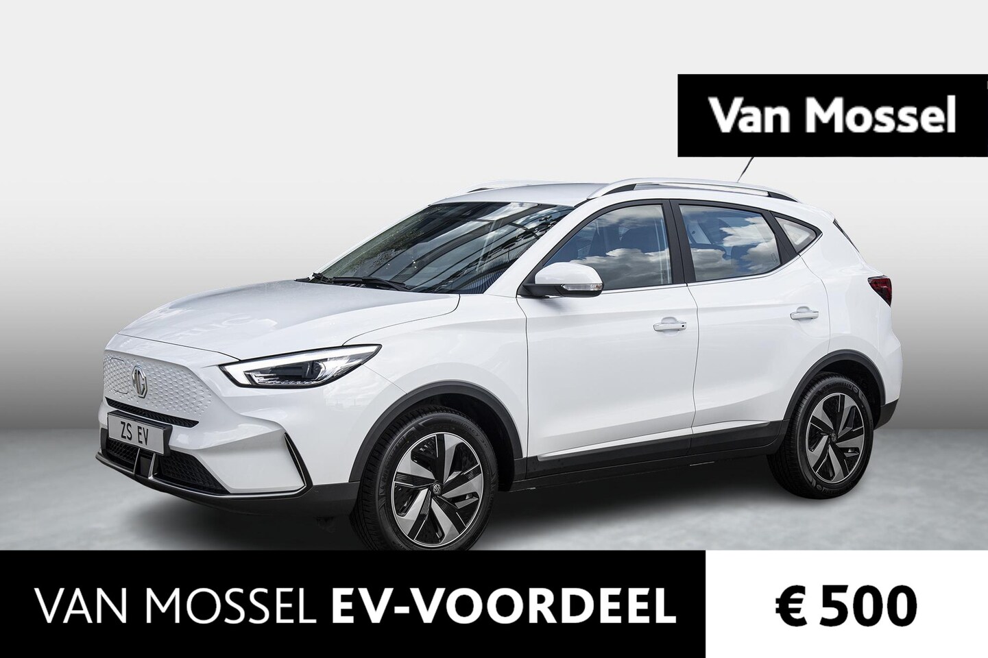 MG ZS - EV Long Range Luxury 70 kWh | WLTP 440 KM | Navigatie | Panoramadak | 17" Velgen | Led Kop - AutoWereld.nl