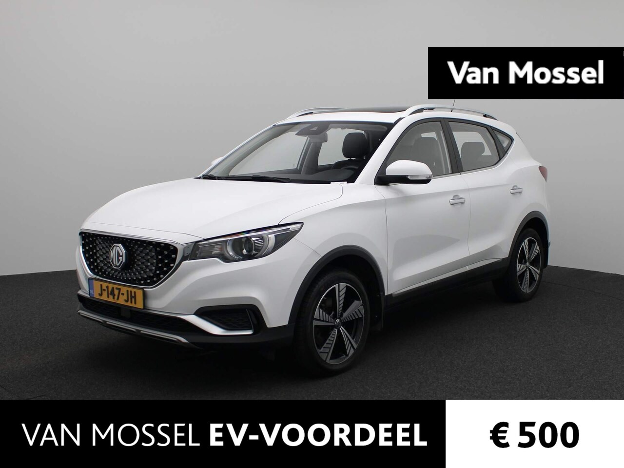 MG ZS - Luxury 45 kWh | 1e-Eigenaar | Navi | Panoramadak | Leder | Camera | Apple CarPlay | - AutoWereld.nl