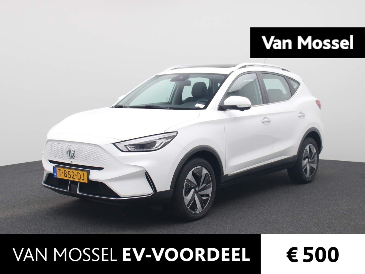 MG ZS - EV Standard Range Luxury 50 kWh | Leder | Panoramadak | Led Koplampen | Navi | 360 Camera - AutoWereld.nl