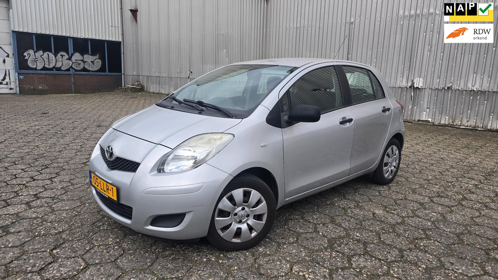 Toyota Yaris - 1.3 VVT-i Comfort 1.3 VVTi Comfort - AutoWereld.nl