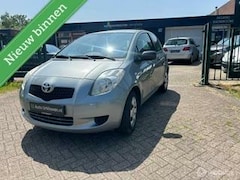 Toyota Yaris - 1.3 VVTi Sol