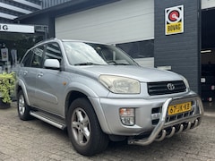 Toyota RAV4 - 2.0-16V VVT-i Sol