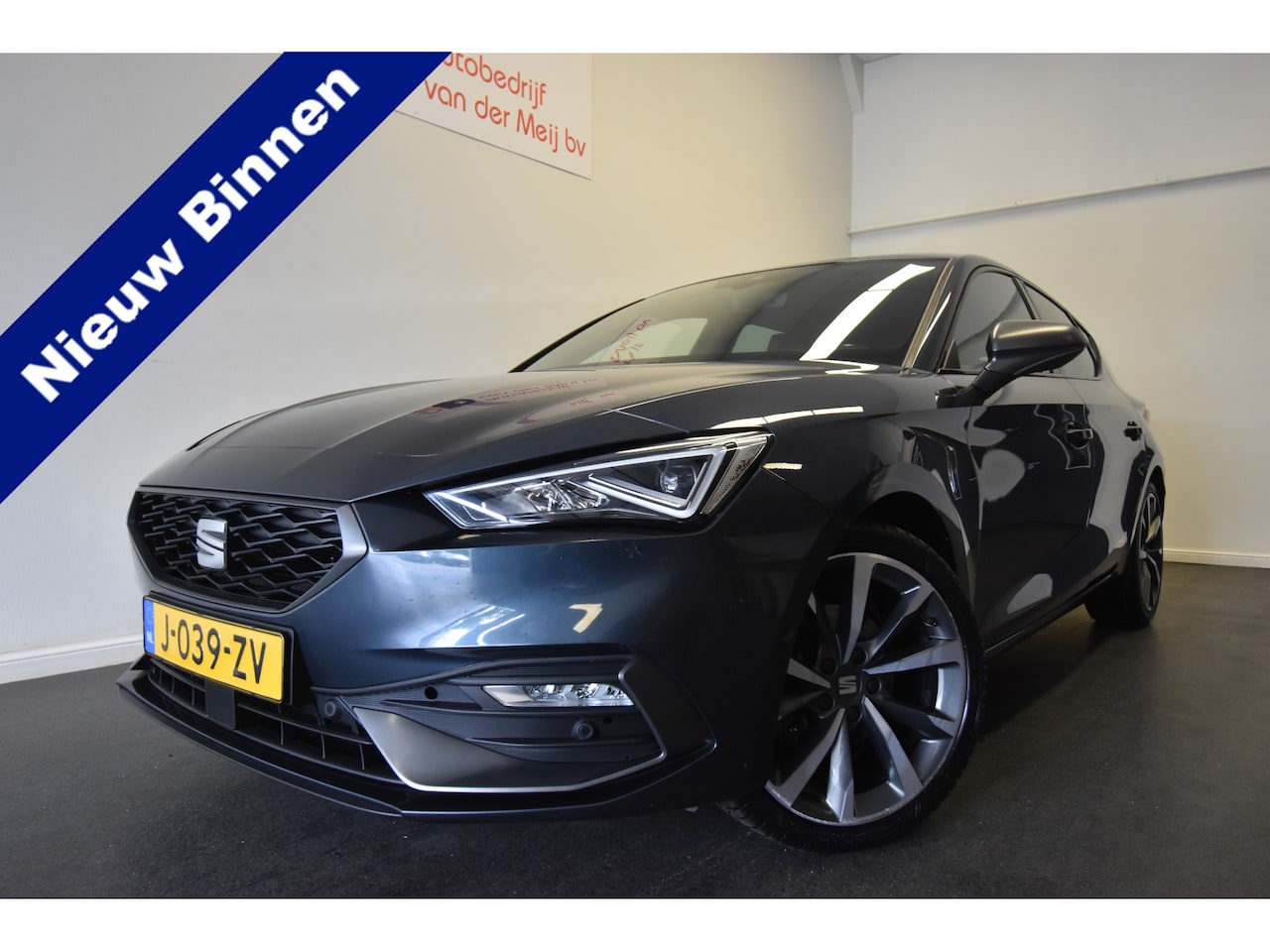 Seat Leon - 1.5 TSI FR Launch Edition 1.5 TSI FR Launch Edition ,VIRTUAL COCKPIT , LED KOPL , PDC V+A , CLIMATR , ZWARTE HEMEL , - AutoWereld.nl