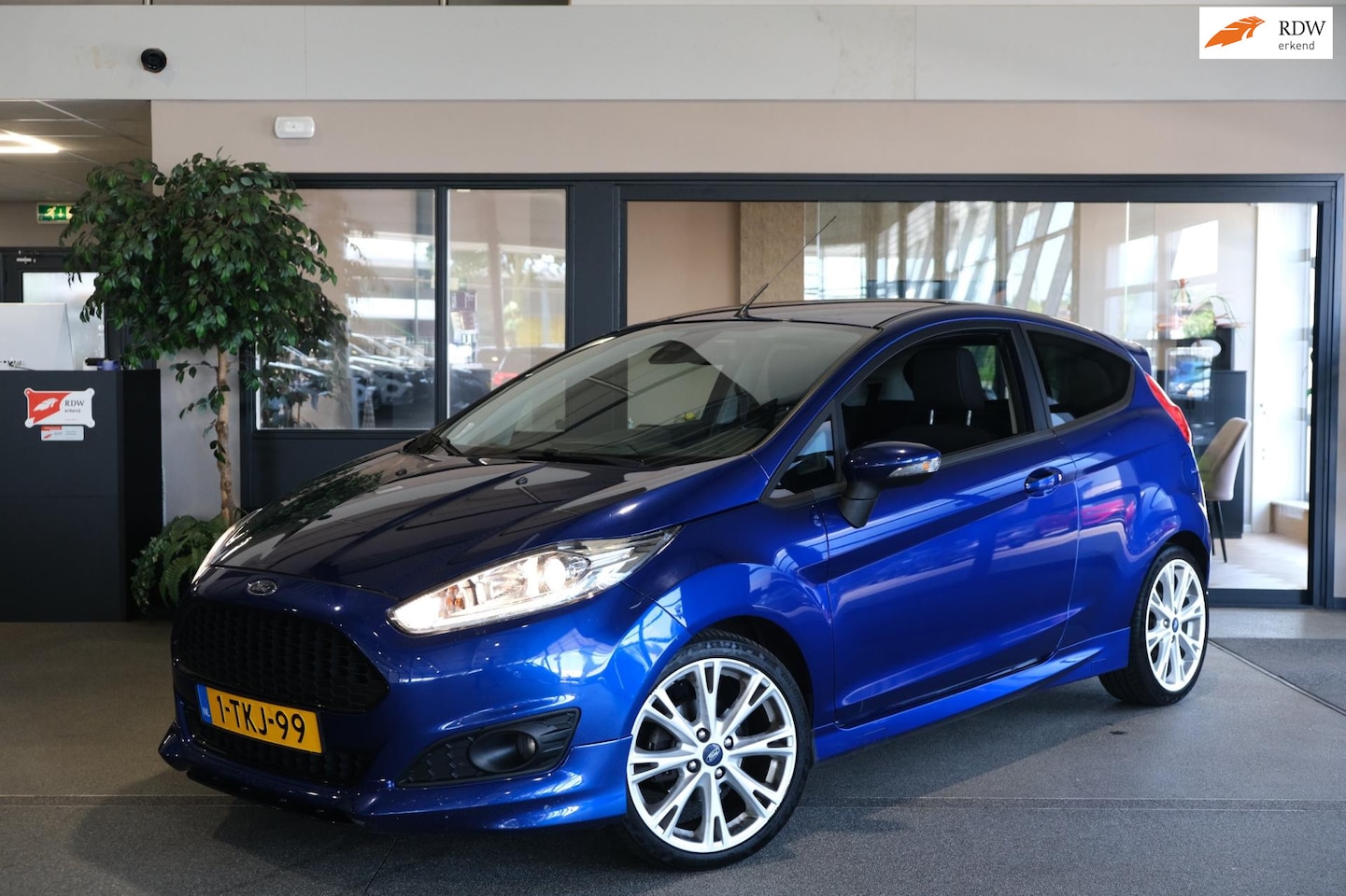 Ford Fiesta - 1.0 EcoBoost Sport Led Navi PDC Cruise - AutoWereld.nl