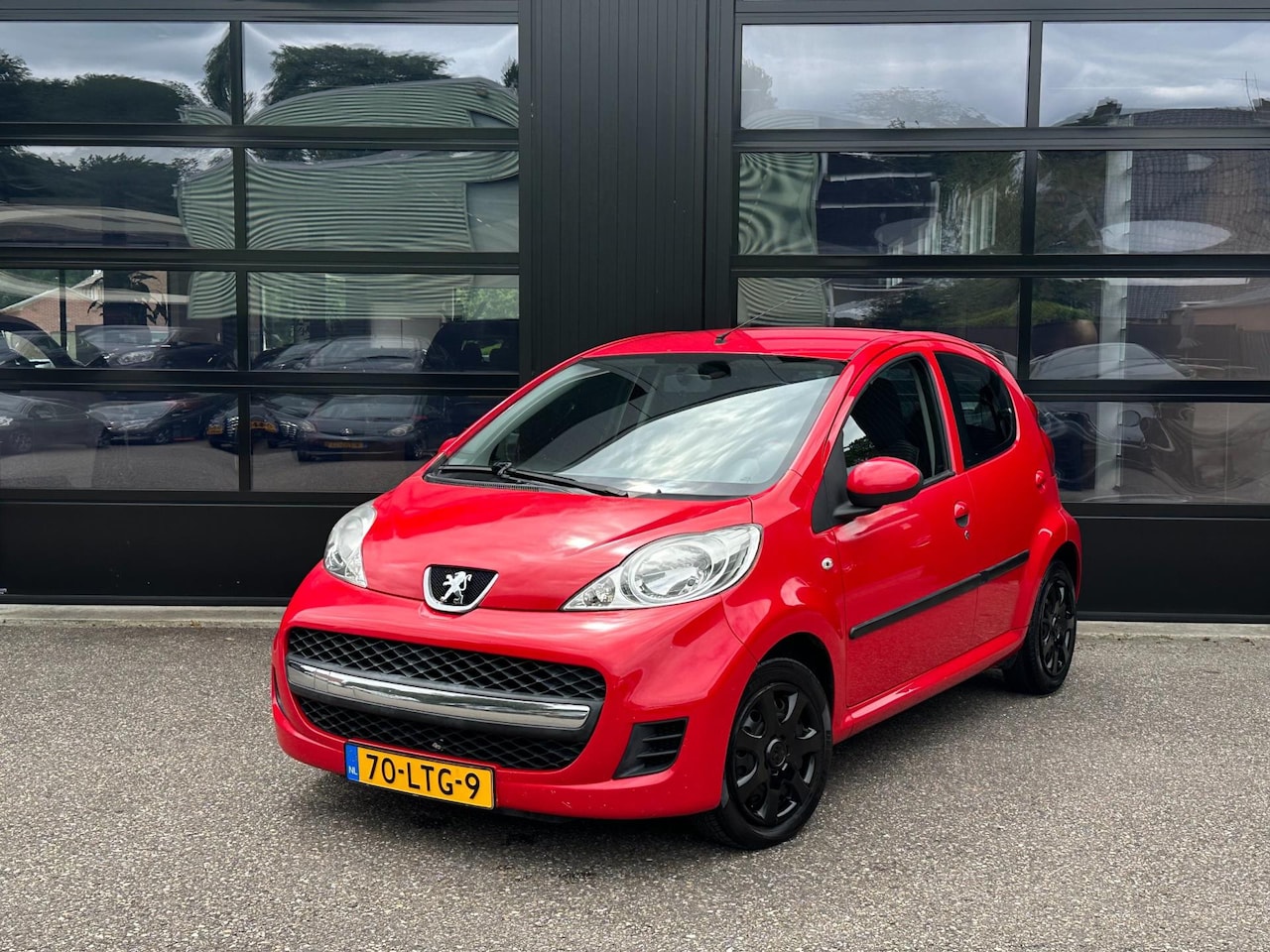 Peugeot 107 - 1.0-12V Urban Move Navi Airco Elektr. Ramen - AutoWereld.nl