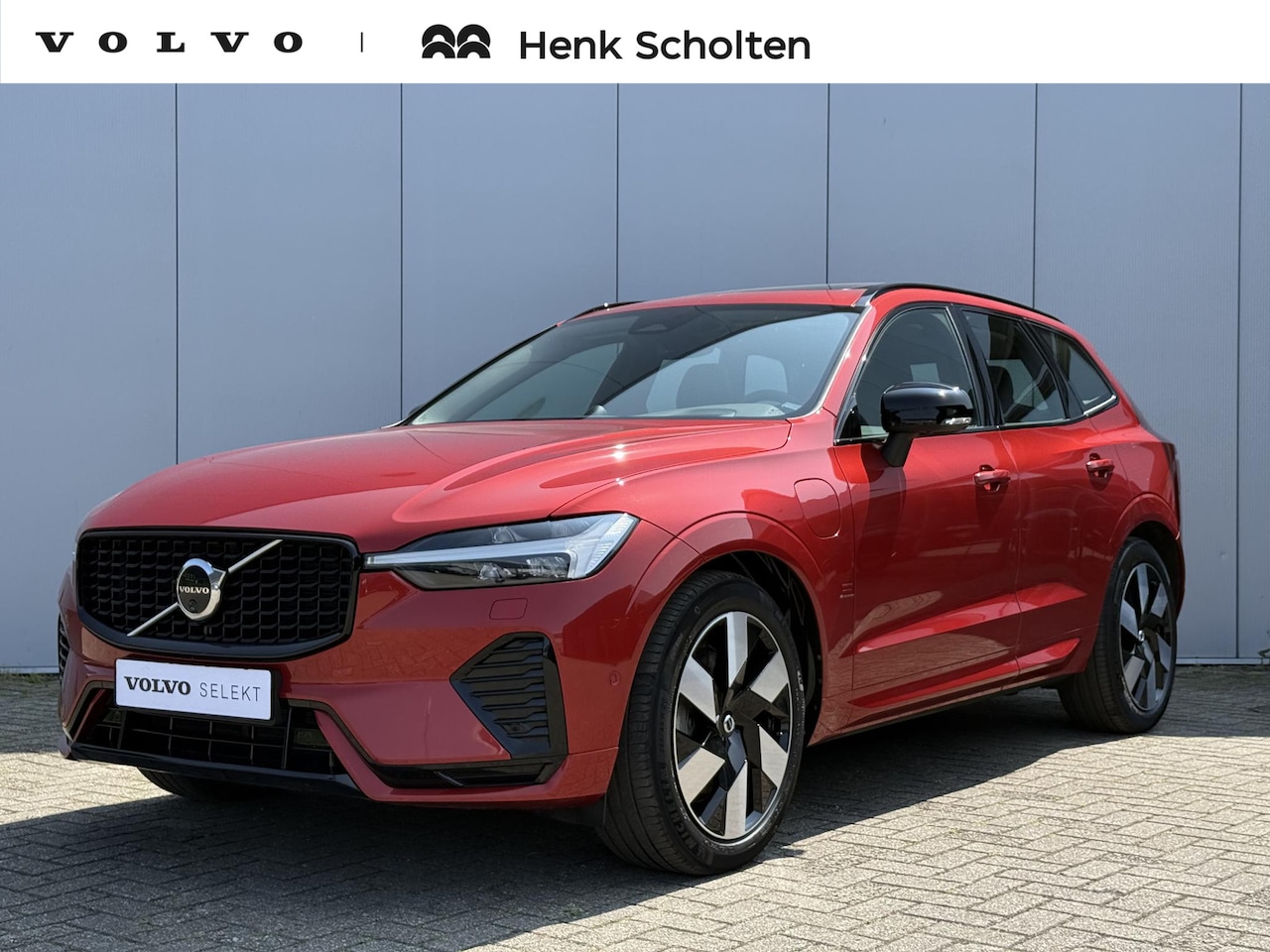 Volvo XC60 - T6 Automaat Ultimate Dark Verwarmbare Voorstoelen | 360 Graden Camera | Bowers & Wilkins A - AutoWereld.nl