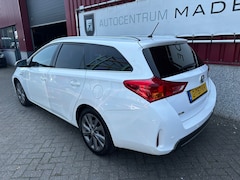 Toyota Auris Touring Sports - 1.8 Hybrid Lease pro // Automaat // Navi // Clima // Pano.dak // PDC
