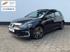 Volkswagen Golf - 1.4 TSI PHEV GTE l PANODAK l ACC l GARANTIE