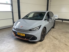 CUPRA Born - Performance One 204 pk 62 kWh | Achteruitrijcamera | Airco (automatisch) | Apple Carplay/A