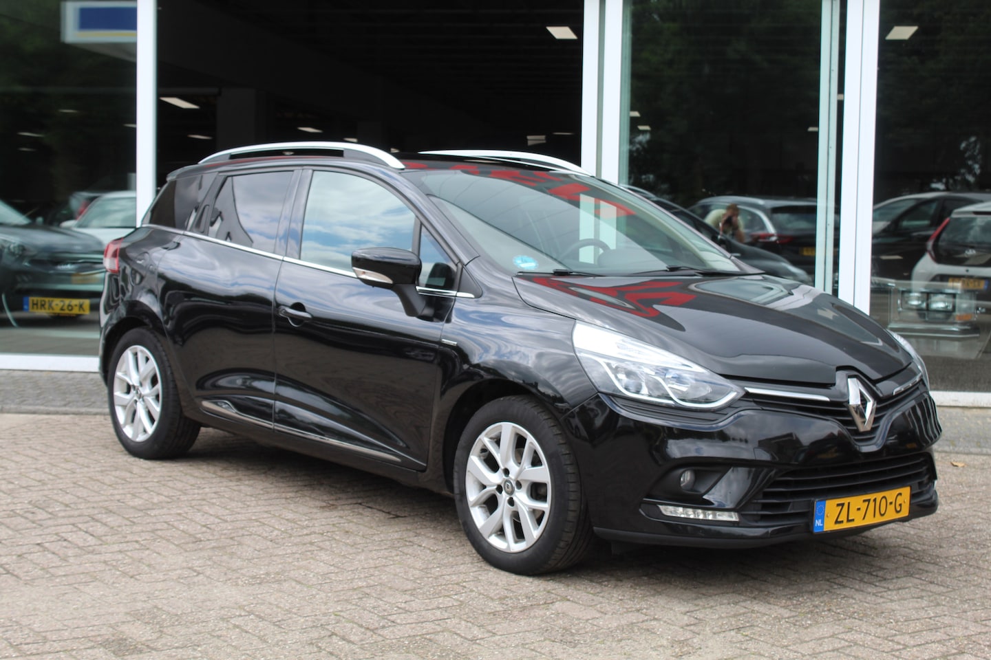 Renault Clio Estate - 0.9 TCe Limited//Navi//Airco! - AutoWereld.nl