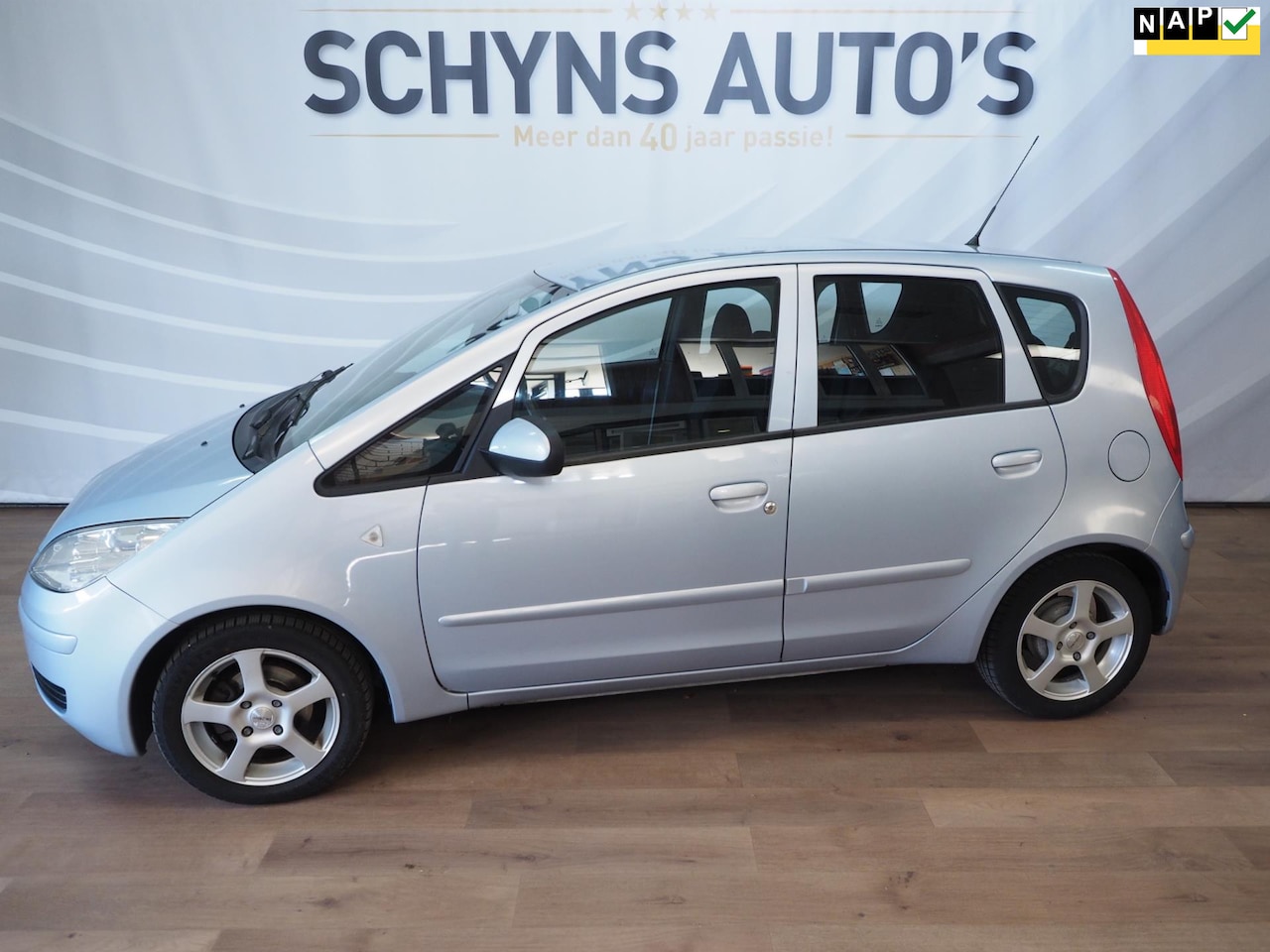 Mitsubishi Colt - 1.3 Invite+ Automaat/Parkdistance - AutoWereld.nl