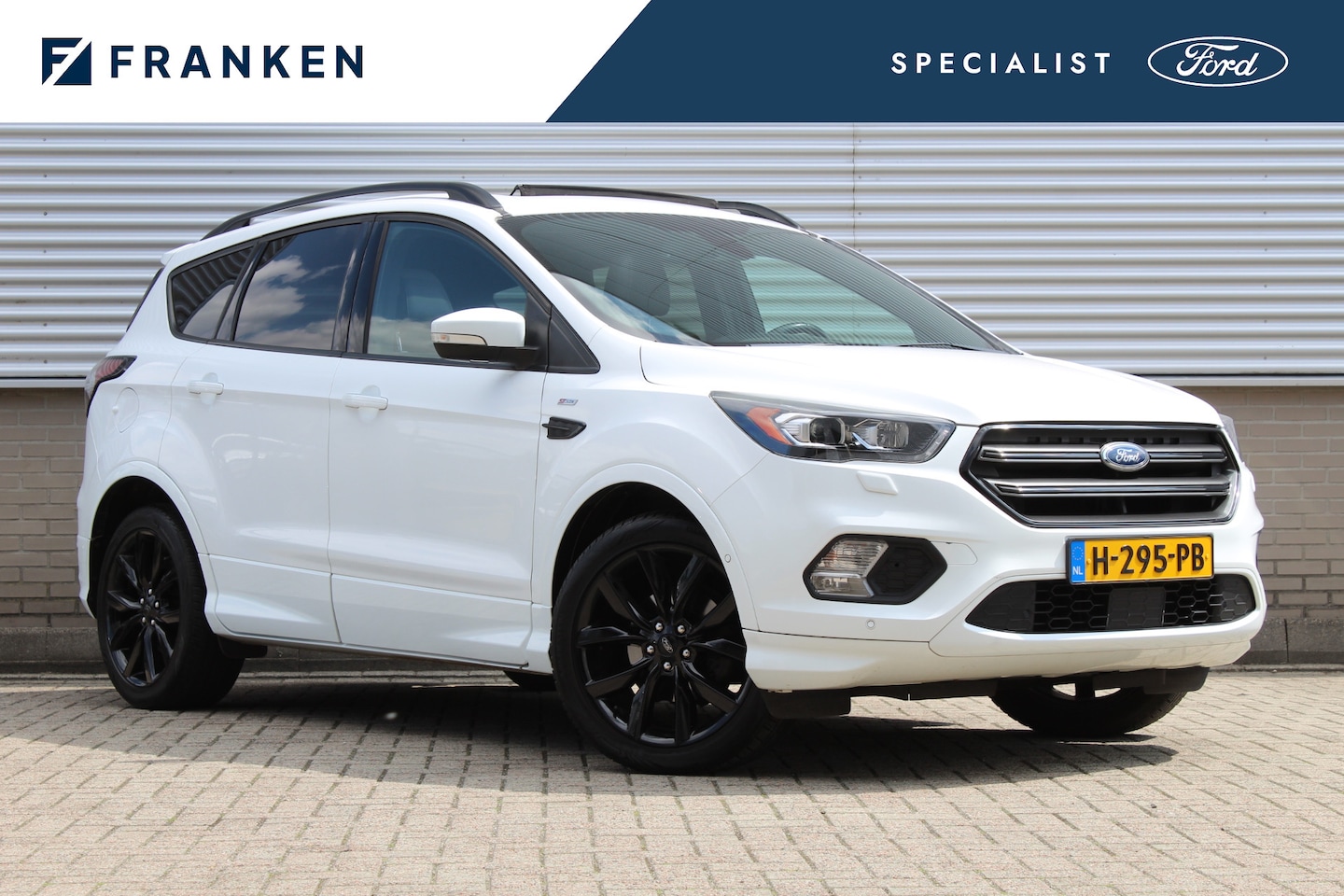 Ford Kuga - 1.5 EcoBoost 150PK ST Line | Panoramadak | Trekhaak | Xenon | Winterpack - AutoWereld.nl