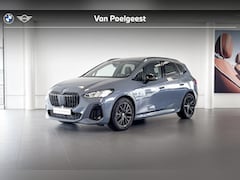 BMW 2-serie Active Tourer - 218i | M Sport | Stoelverwarming | Glazen Panoramadak | Head-Up Display | Harman Kardon |
