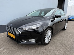 Ford Focus - 1.0 First Edition 5-Deurs - Navigatie