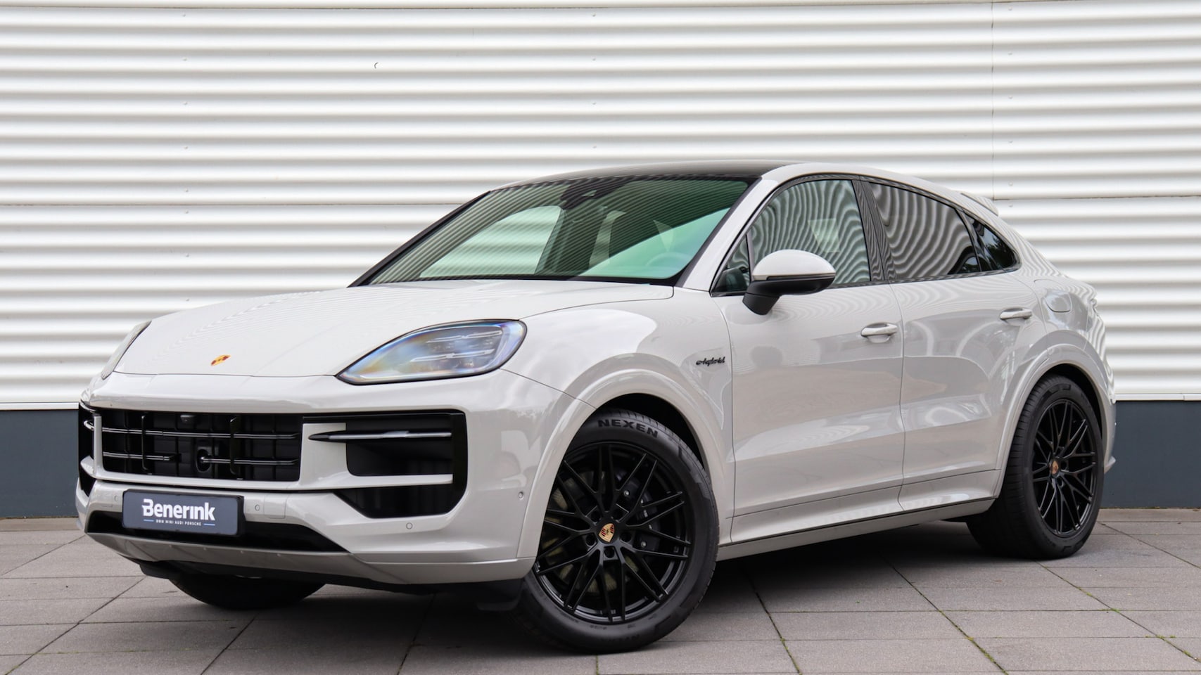 Porsche Cayenne Coupé - 3.0 E-Hybrid SportDesign | Head-up | Sportuitlaat | HD Matrix | Bijrijdersdisplay | Soft-C - AutoWereld.nl