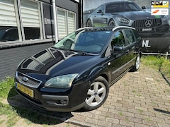 Ford Focus Wagon - 1.6-16V Futura ClimaTronic NAP