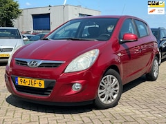 Hyundai i20 - 1.4i DynamicVersion | Automaat