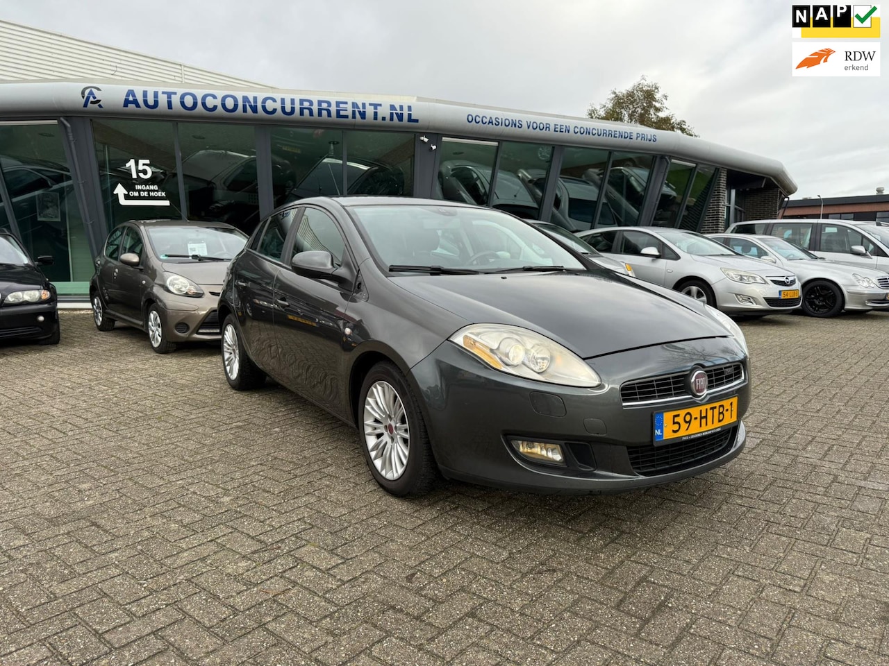 Fiat Bravo - 1.4 T-Jet Corporate 1.4 T-Jet Corporate, Nieuwe APK, Xenon, Schermpje, Inruil mogelijk. - AutoWereld.nl