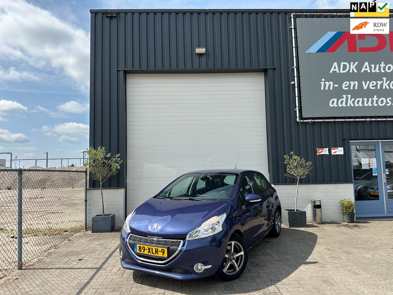 Peugeot 208 - 1.4 VTi Envy NAVI/CRUISE/PDC/ELEK PAKKET - AutoWereld.nl