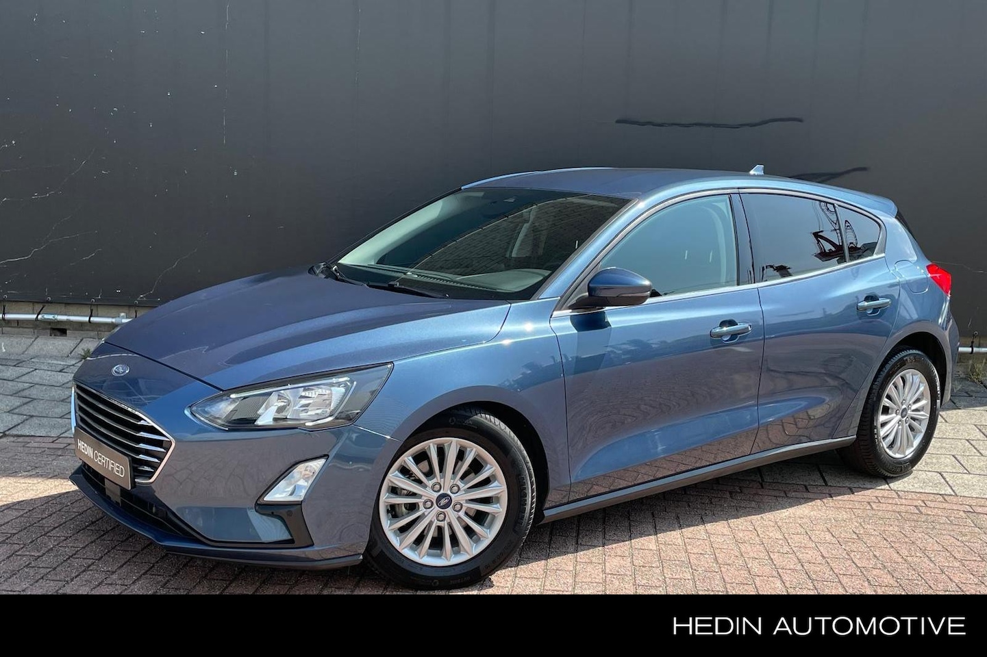 Ford Focus - 1.0 EcoBoost Hybrid Titanium X Business | Navi | Achteruitrijcamera | Parkeersensoren V+A - AutoWereld.nl