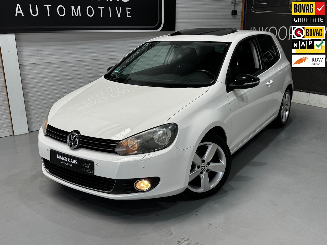 Volkswagen Golf - 1.2 TSI Style BlueMotion Panoramadak - AutoWereld.nl