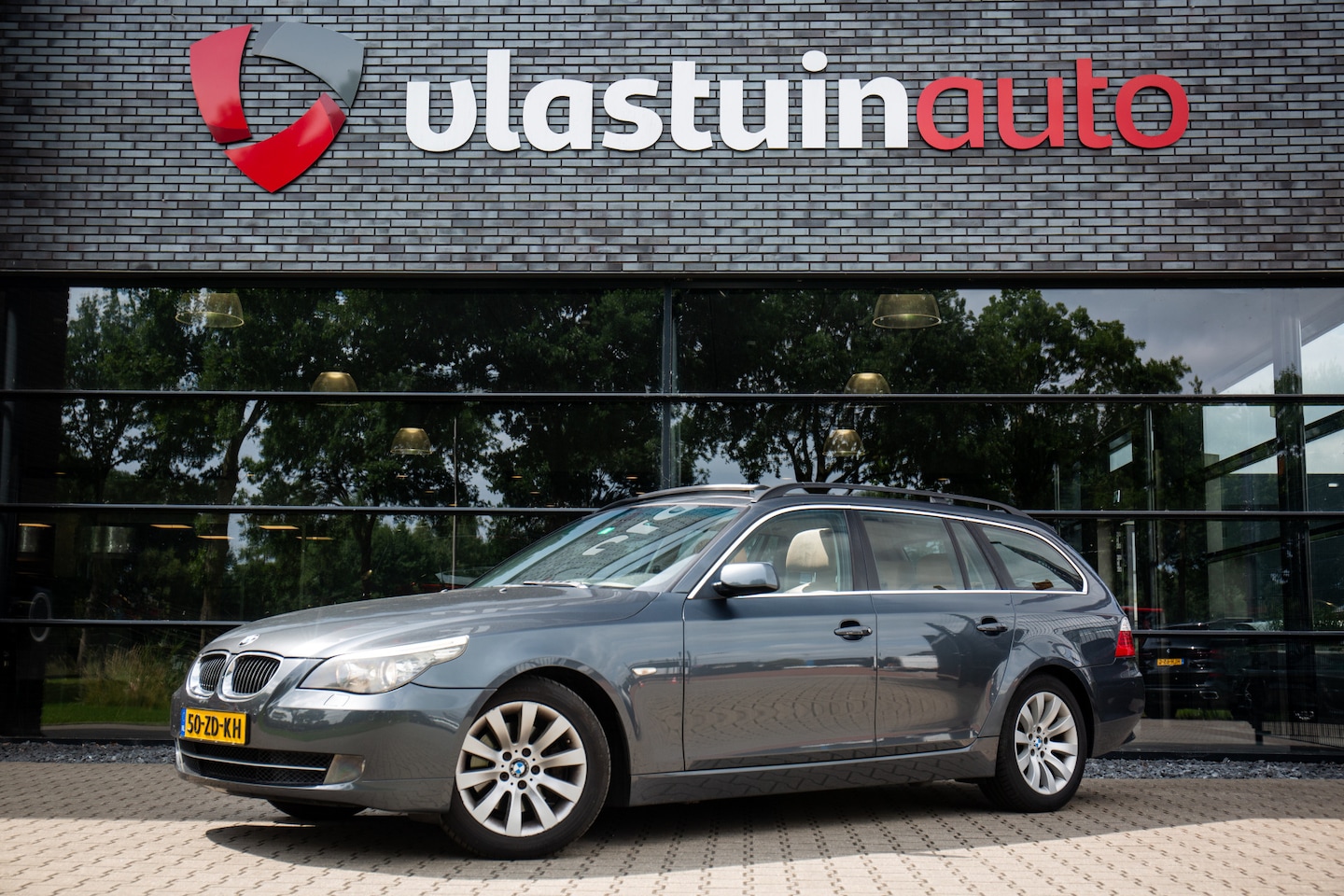 BMW 5-serie Touring - 525d Business Line 525d Business Line , Pano, Comfortstoelen, Stuur verstelbaar, - AutoWereld.nl